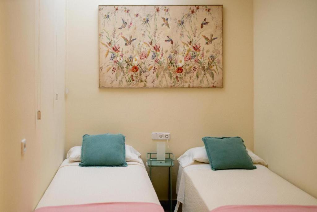 San Pablo Premium Suites Севиля Екстериор снимка
