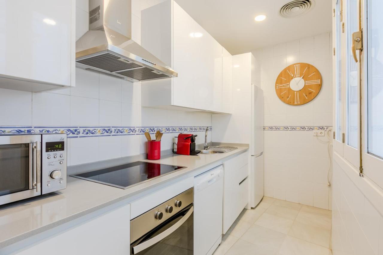 San Pablo Premium Suites Севиля Екстериор снимка