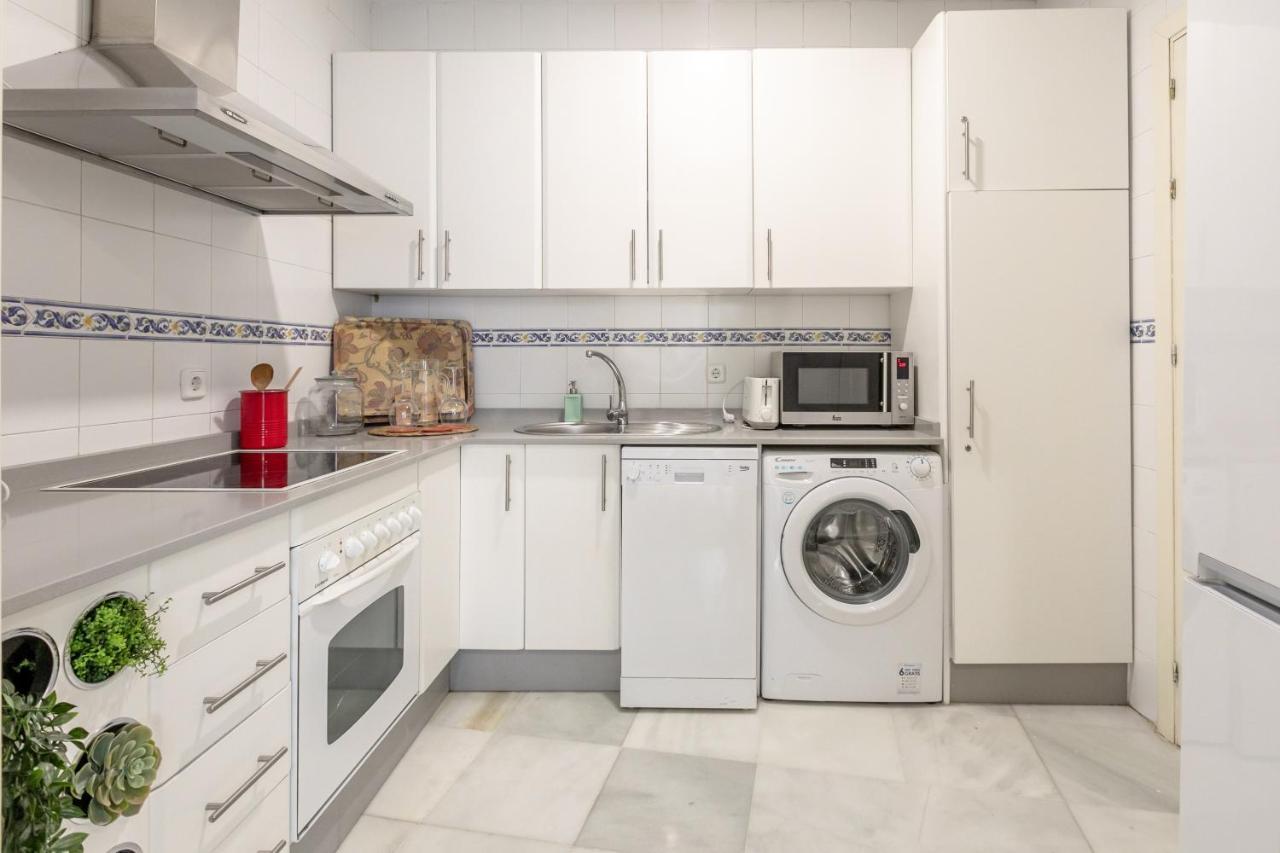 San Pablo Premium Suites Севиля Екстериор снимка