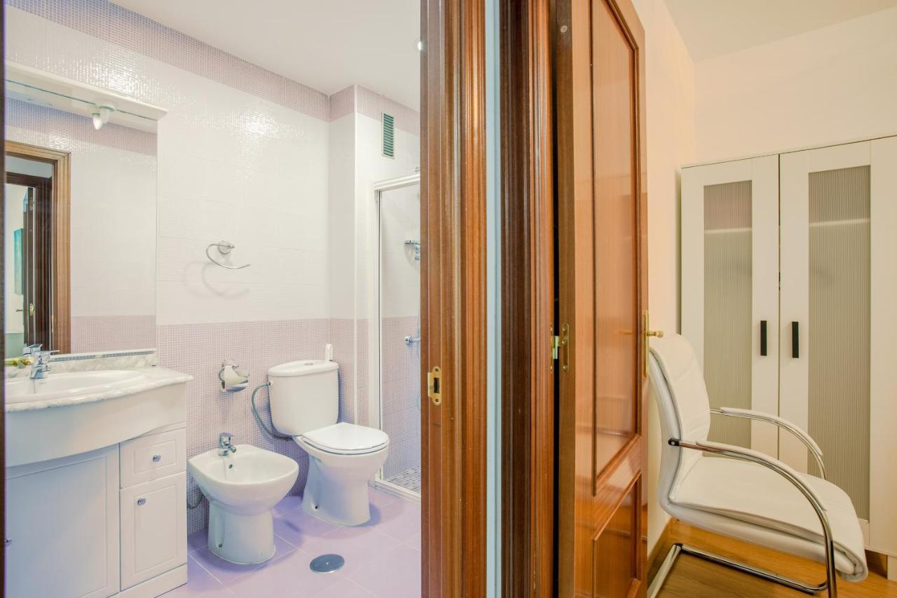 San Pablo Premium Suites Севиля Екстериор снимка
